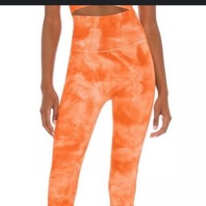 Under Armour 3/4 Active Wear Leggings